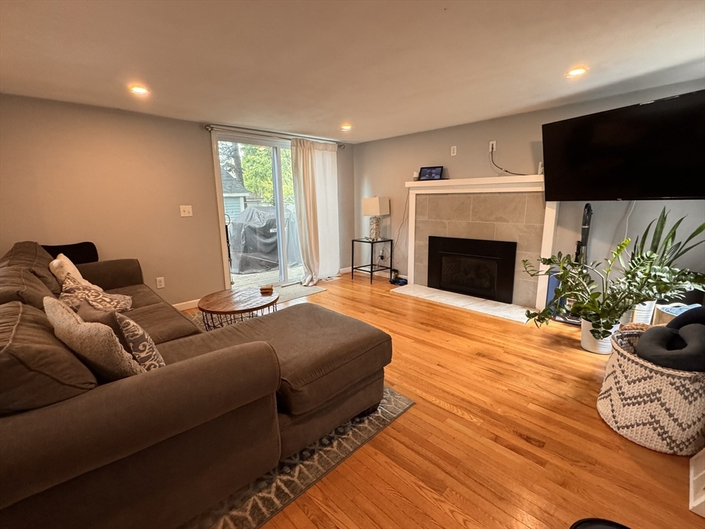 1 Chapel Ln Property Photo 10