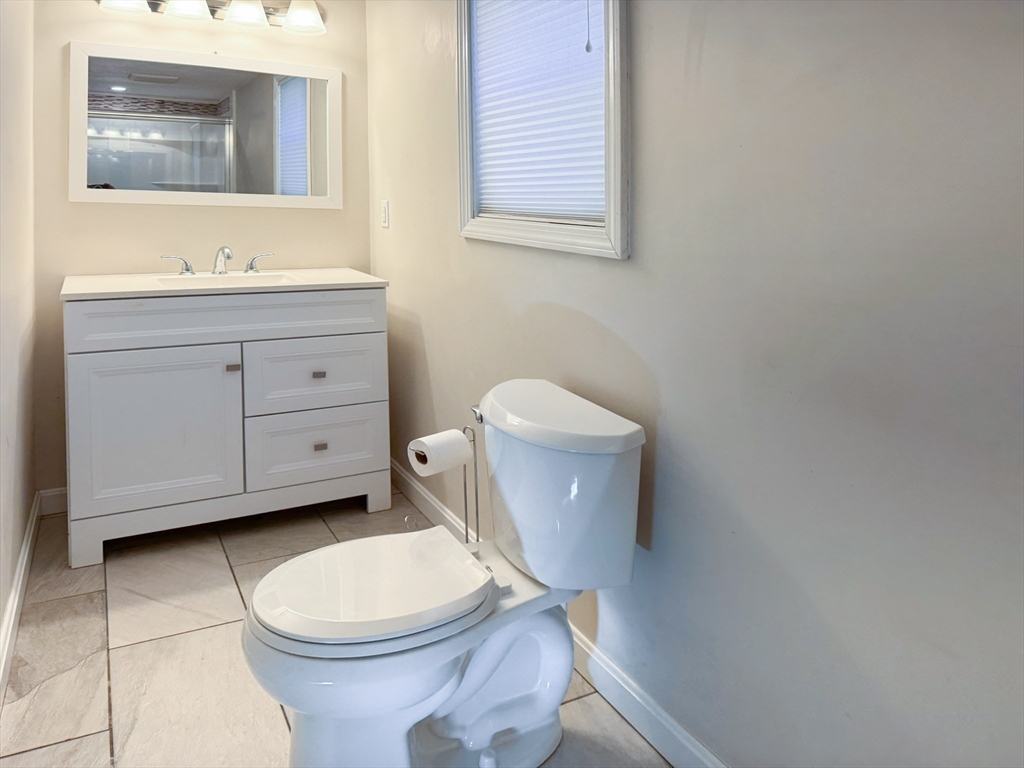 1 Chapel Ln Property Photo 12