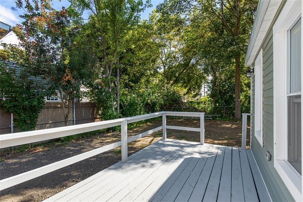 90 Huron Street Property Photo 20