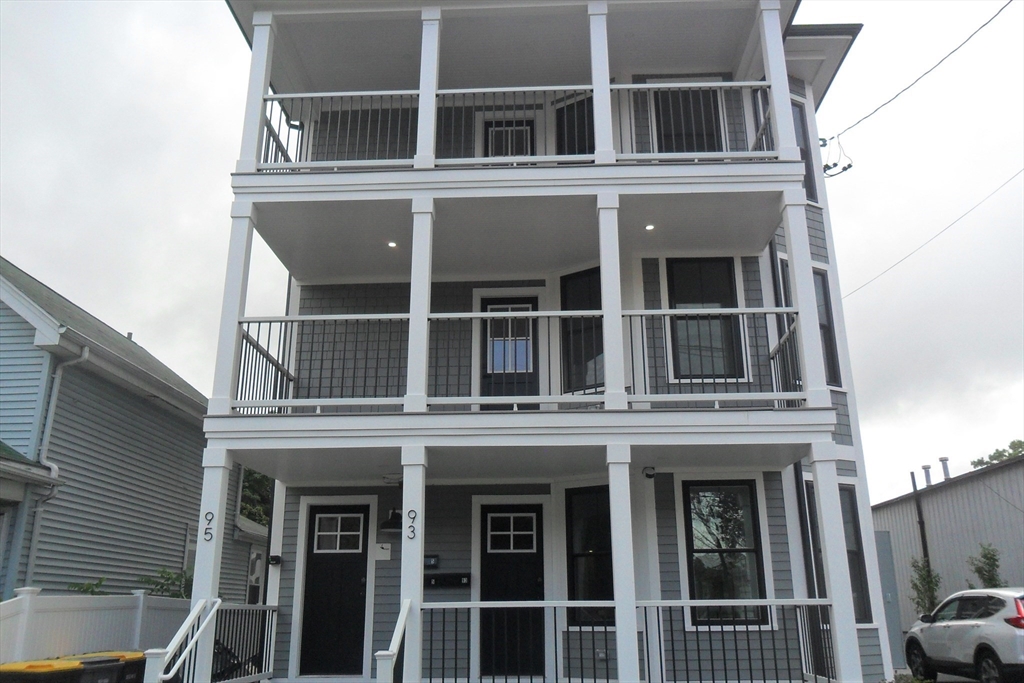 93 Grant Street Property Photo 1
