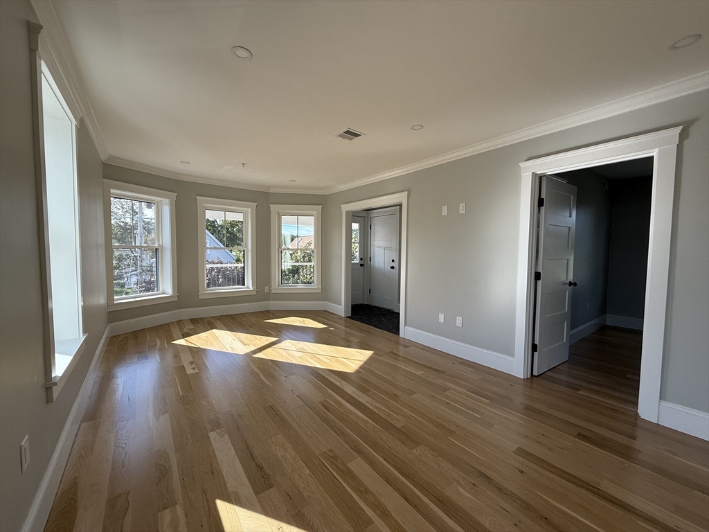 93 Grant Street Property Photo 4