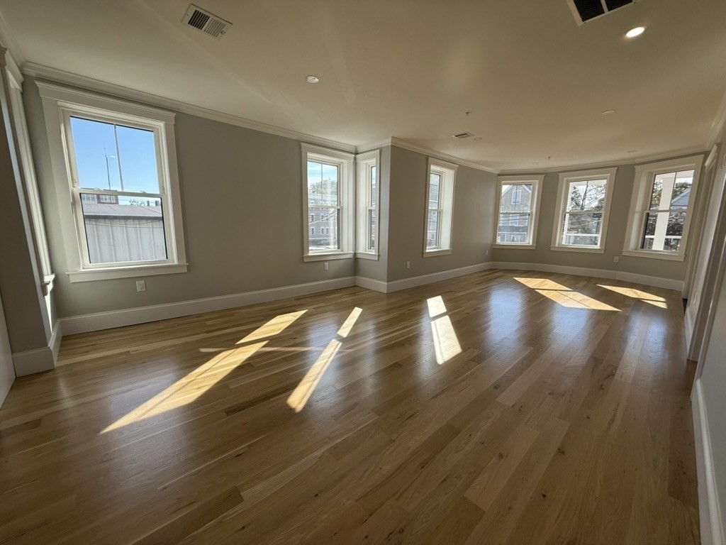 93 Grant Street Property Photo 5
