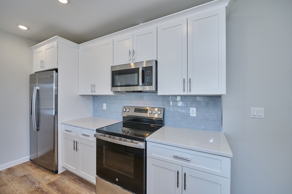 510 Willard Street # 401 Property Photo 1