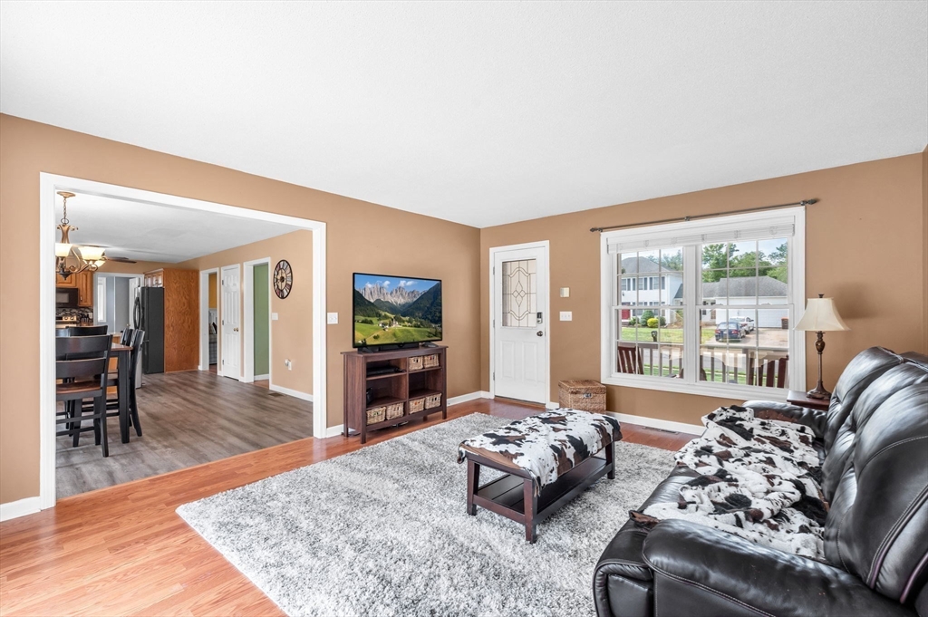 50 Muriel Ln Property Photo 6