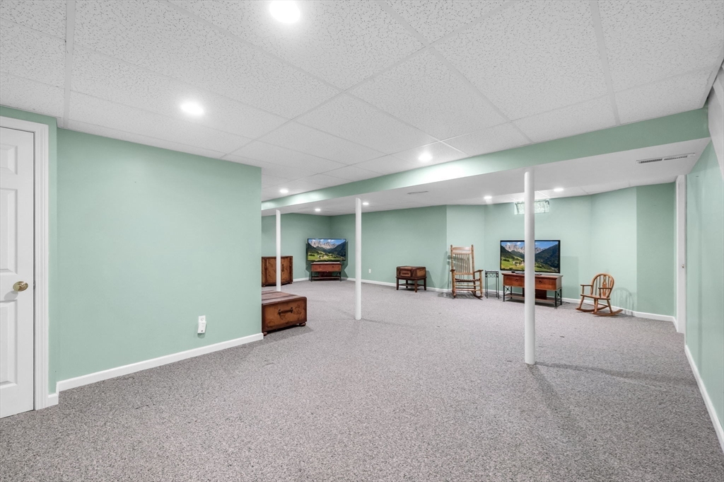 50 Muriel Ln Property Photo 25