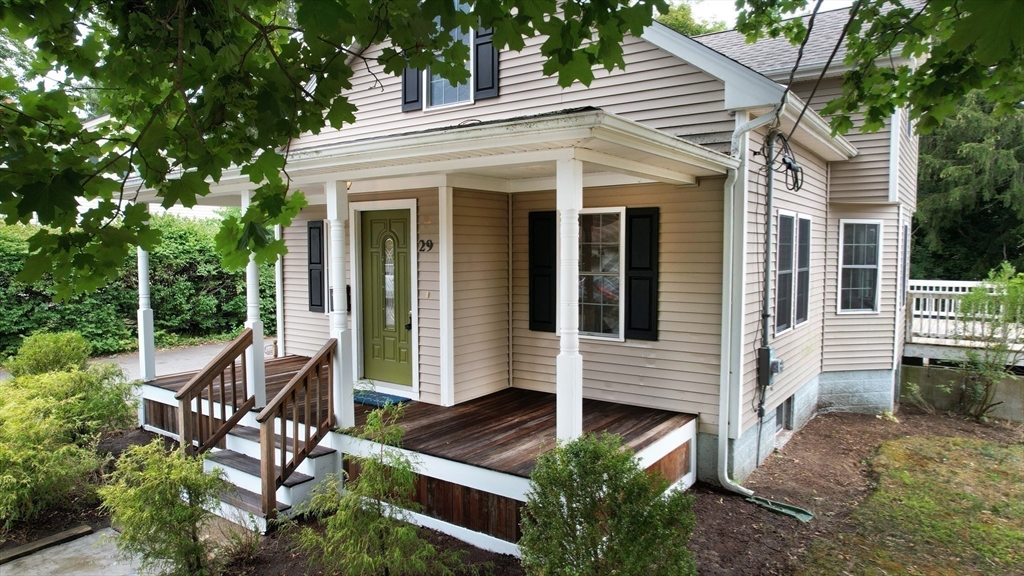 29 Ellis Ave Property Photo 1