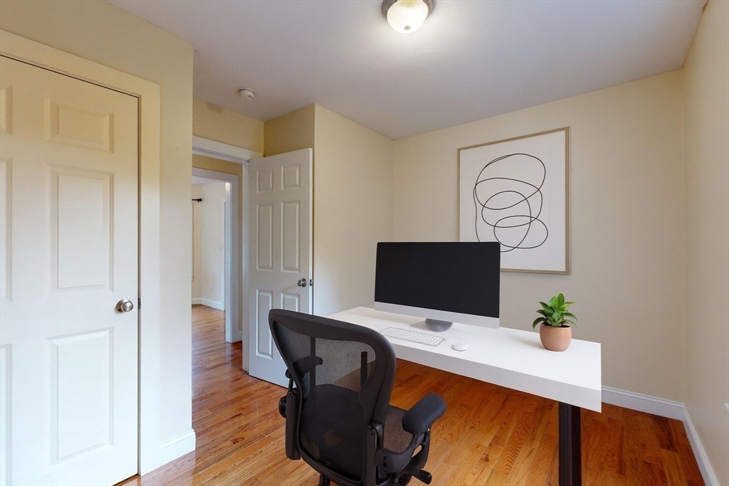 29 Ellis Ave Property Photo 5