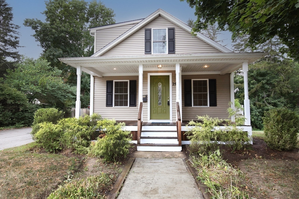 29 Ellis Ave Property Photo 10