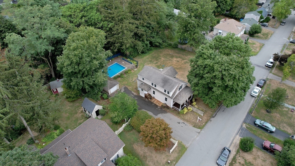 29 Ellis Ave Property Photo 19