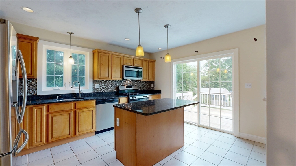 29 Ellis Ave Property Photo 27