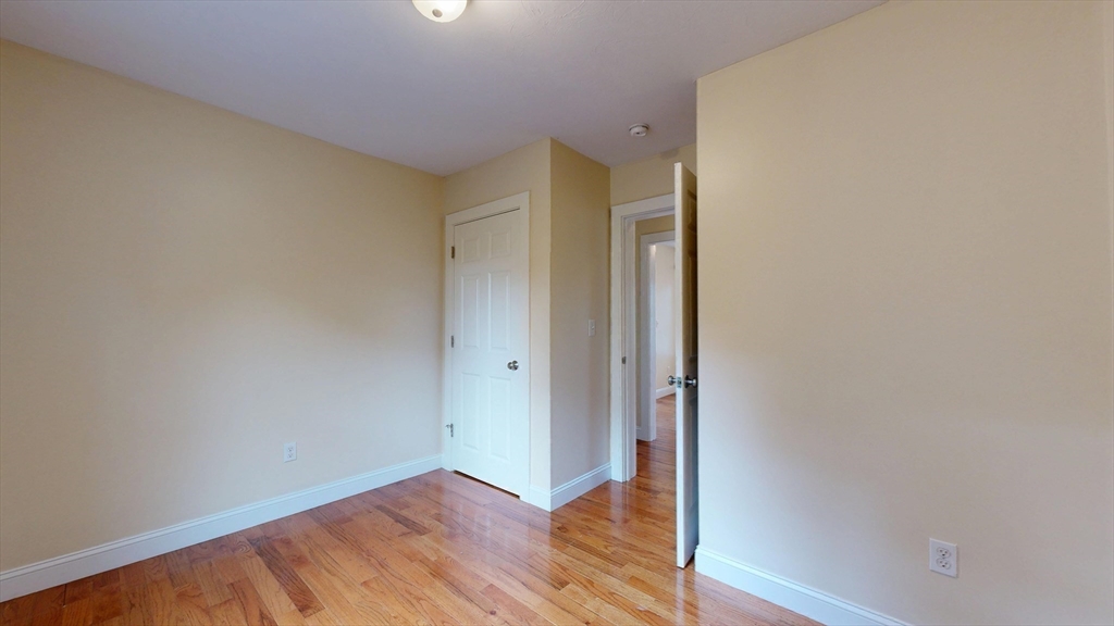 29 Ellis Ave Property Photo 30