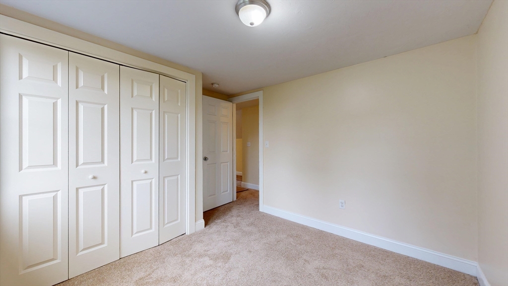 29 Ellis Ave Property Photo 38