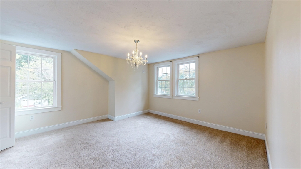 29 Ellis Ave Property Photo 40