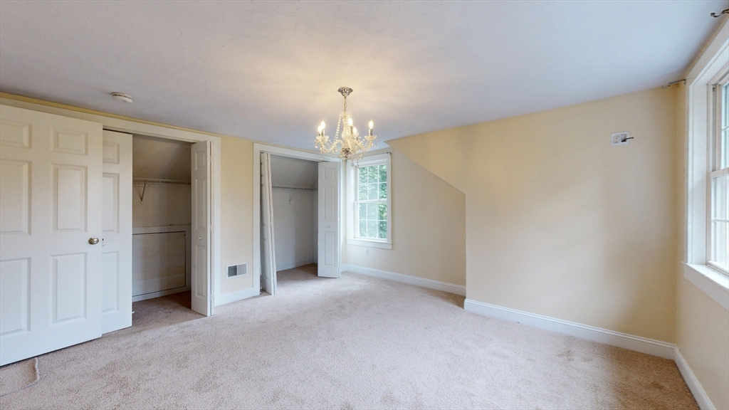 29 Ellis Ave Property Photo 41