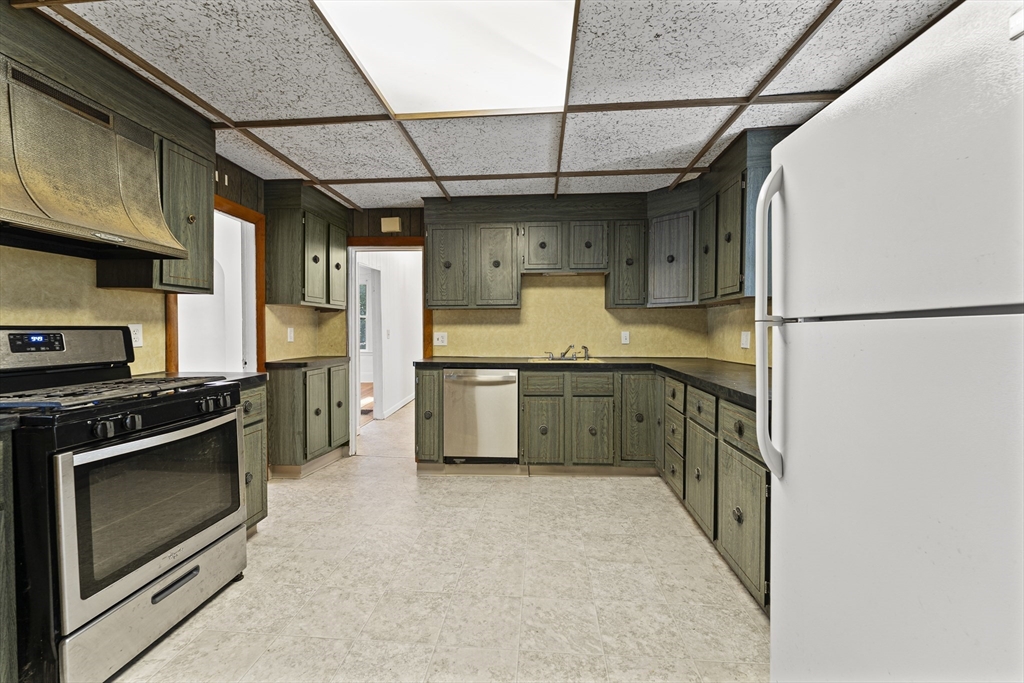 31 Cameron # 2 Property Photo 14