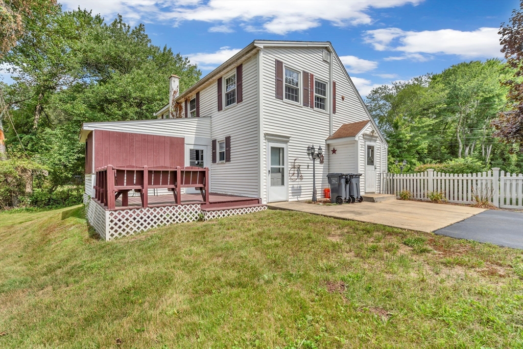 50 Hartford Ave E Property Photo 3