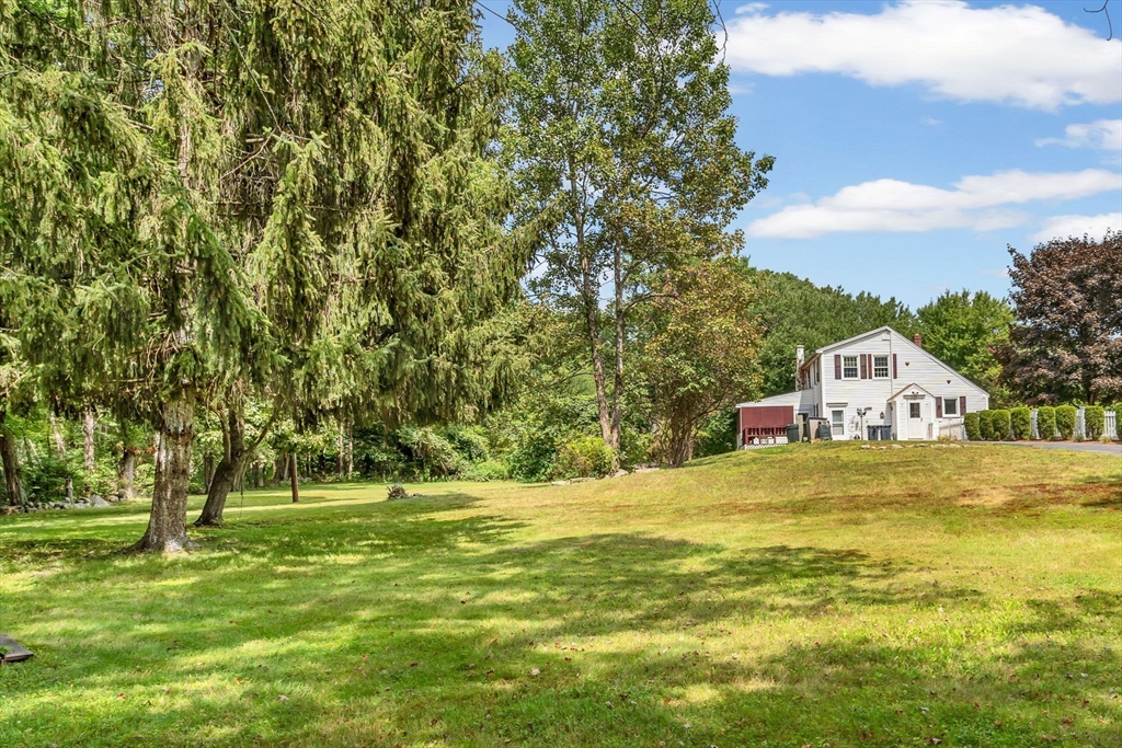 50 Hartford Ave E Property Photo 6