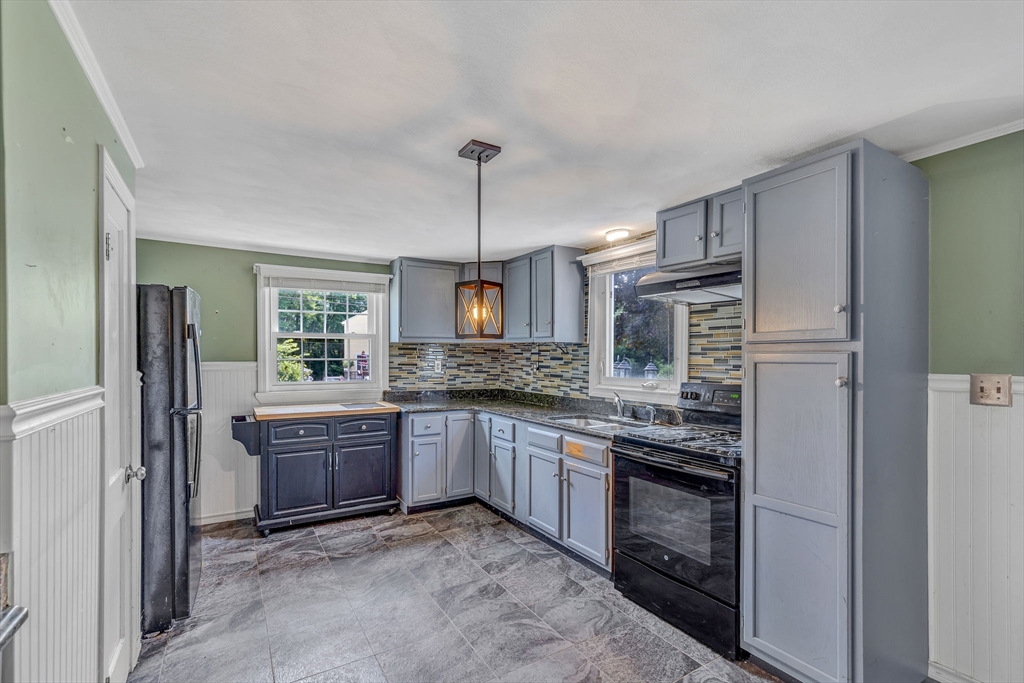 50 Hartford Ave E Property Photo 10