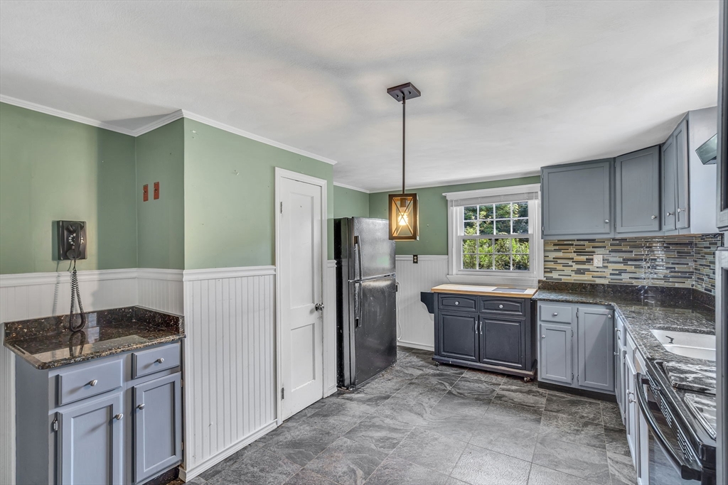 50 Hartford Ave E Property Photo 11