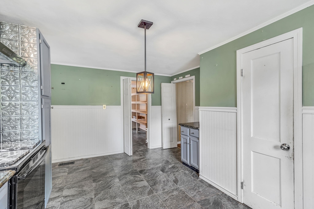 50 Hartford Ave E Property Photo 13