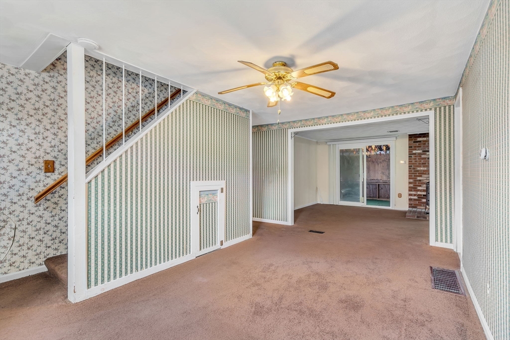 50 Hartford Ave E Property Photo 15