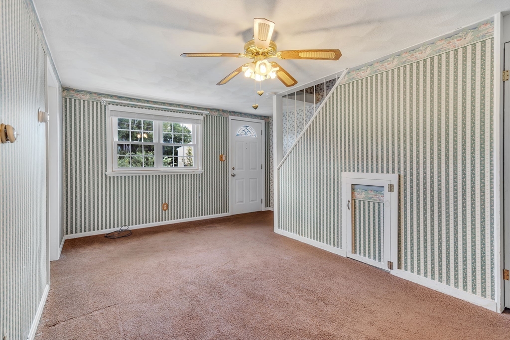 50 Hartford Ave E Property Photo 16