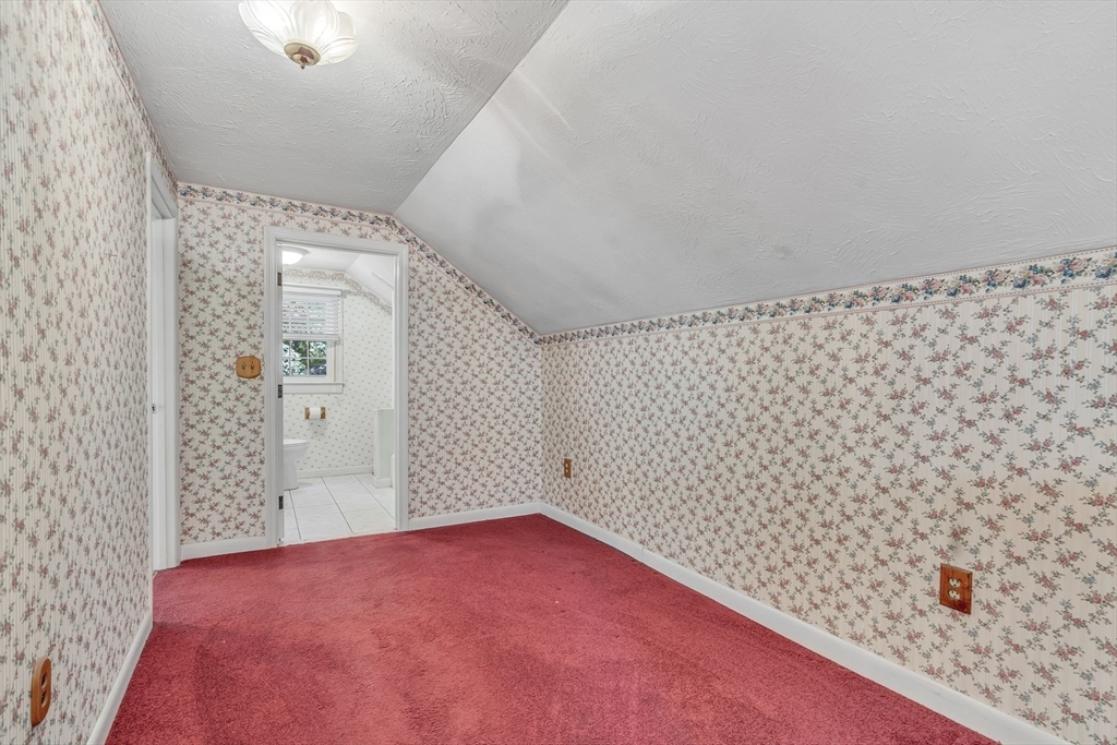 50 Hartford Ave E Property Photo 26