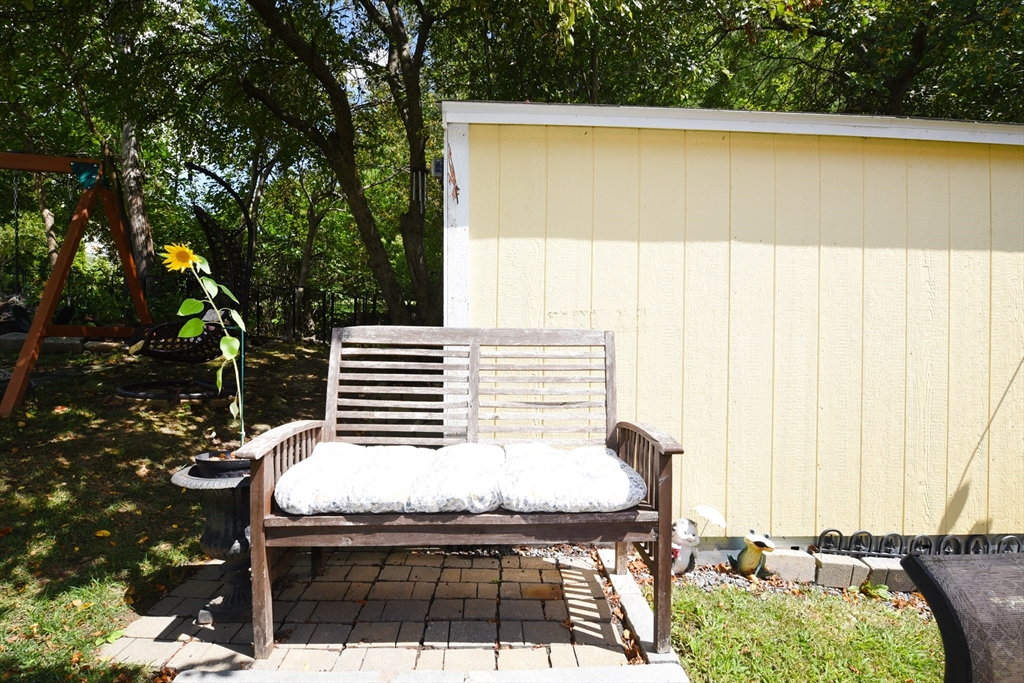 60 Fairview St Property Photo 19