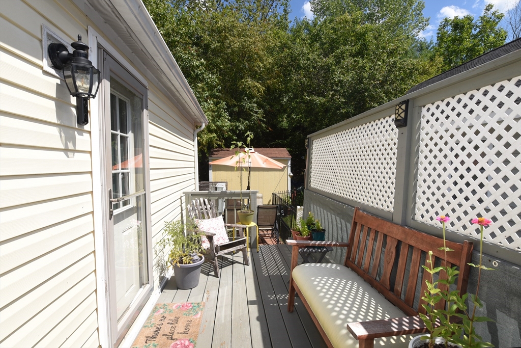 60 Fairview St Property Photo 41