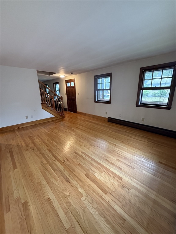 1164 Victoria St Property Photo 15