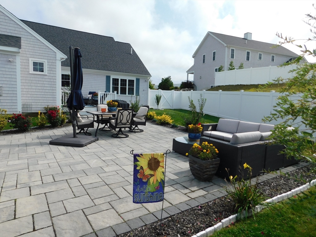 1 Karas Way Property Photo 5