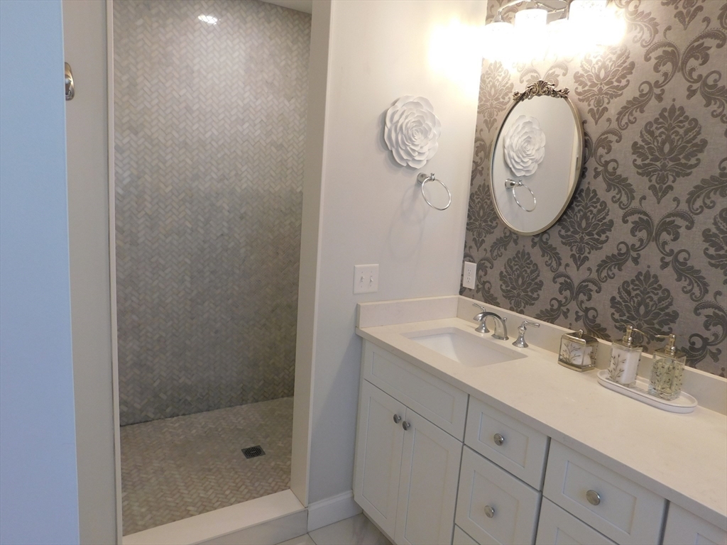 1 Karas Way Property Photo 23