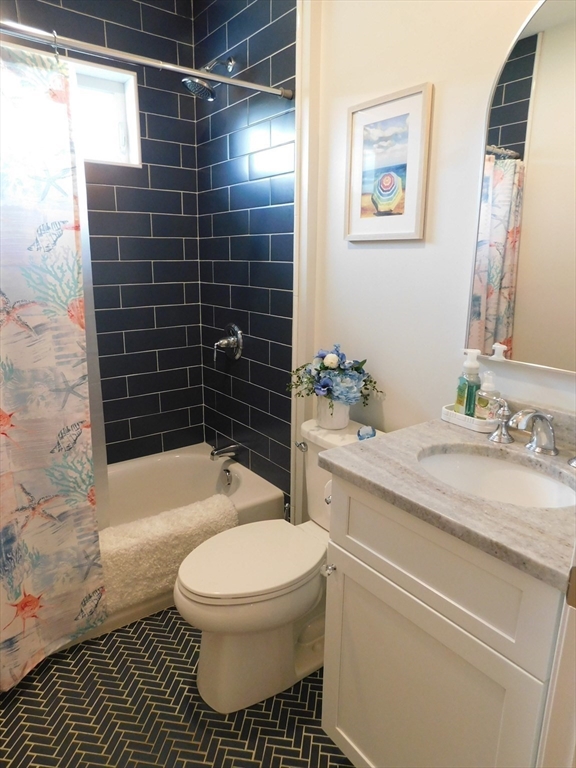 1 Karas Way Property Photo 28