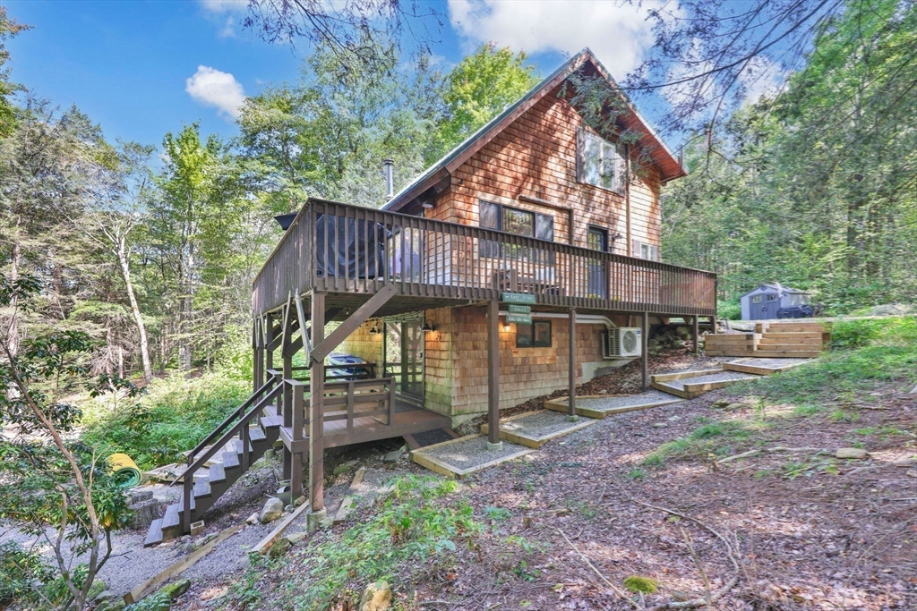 136 E Otter Dr Property Photo 1