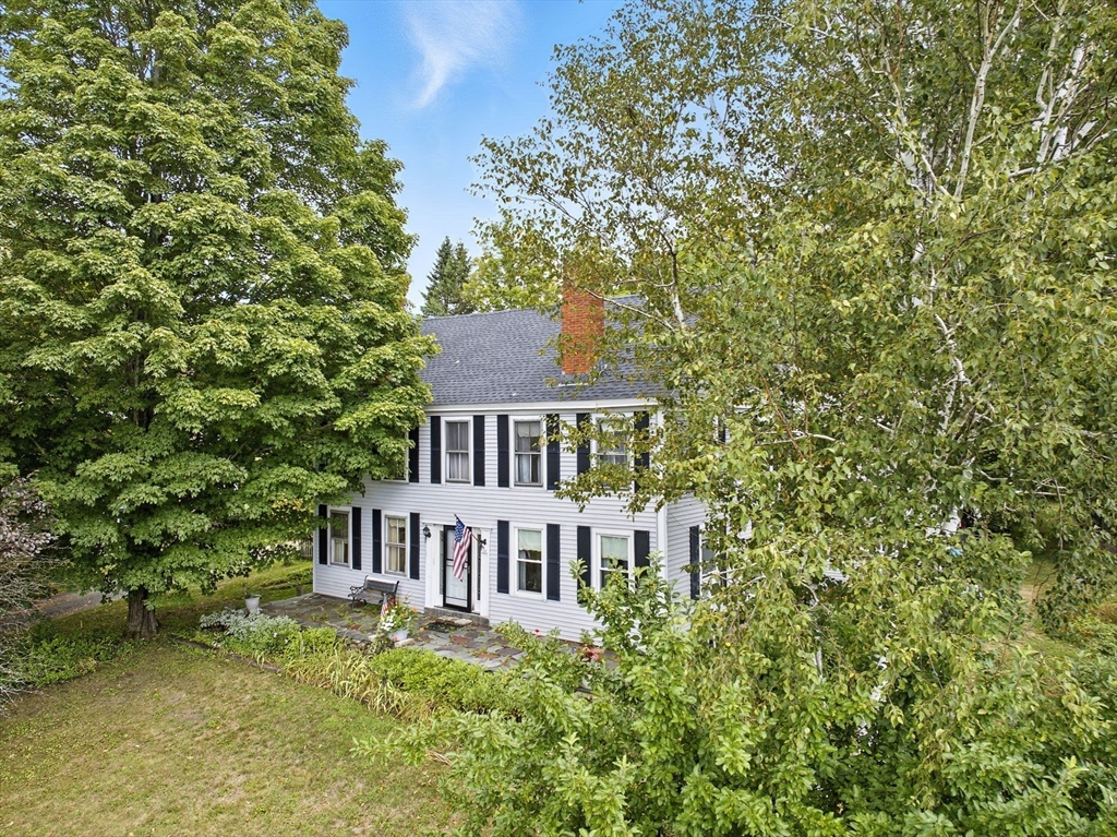 5 Circle St Property Photo 36
