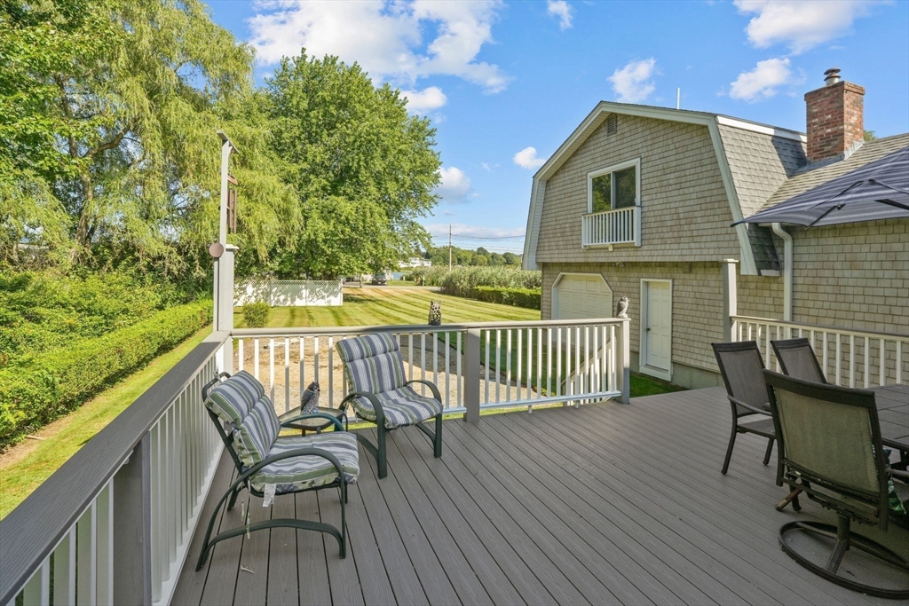 19 Keller Ave Property Photo 17