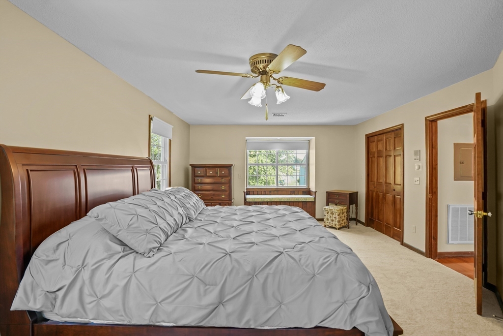 19 Keller Ave Property Photo 22