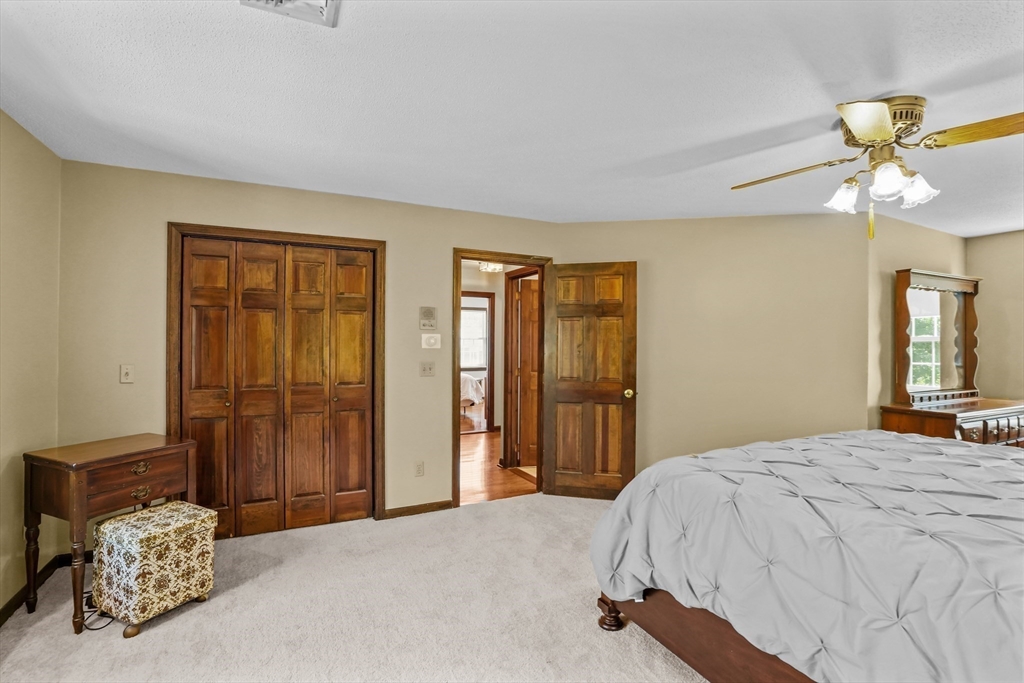 19 Keller Ave Property Photo 24