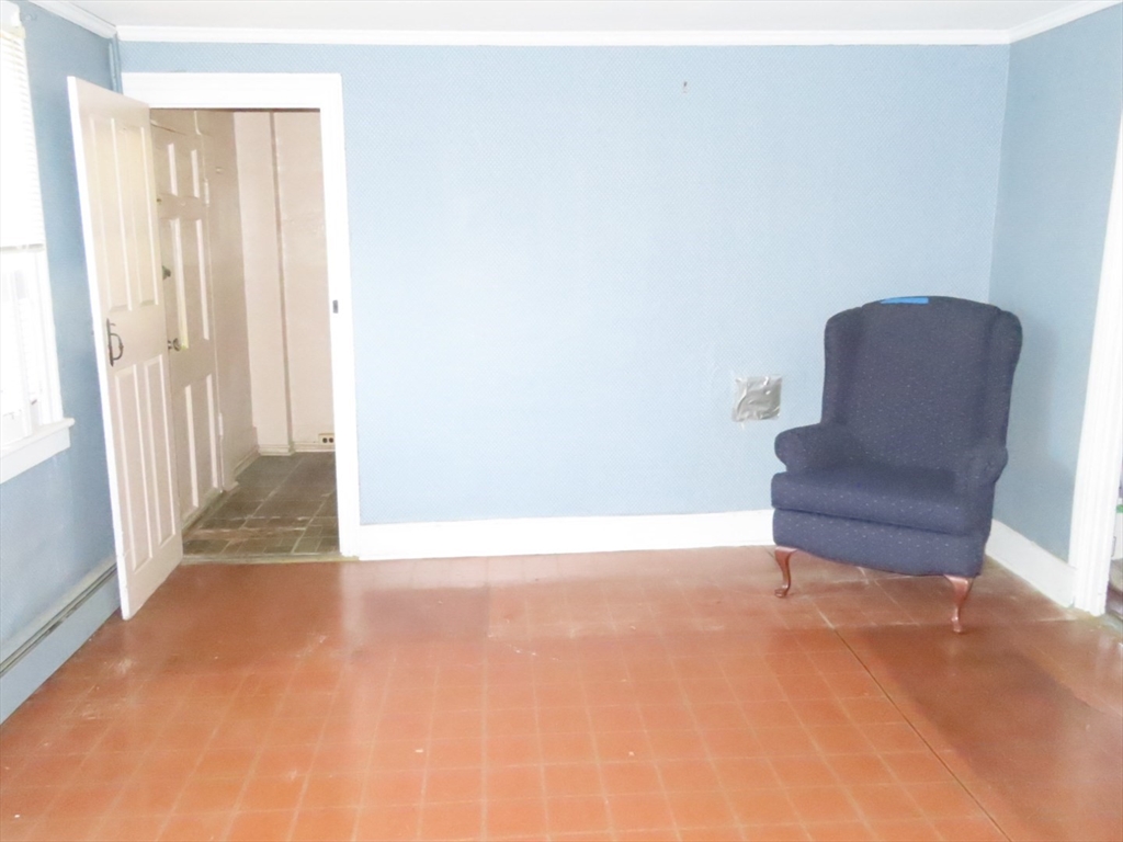 268 Main Street Property Photo 4