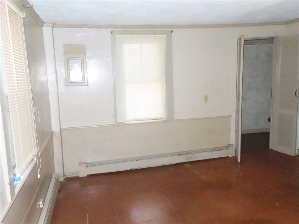 268 Main Street Property Photo 9