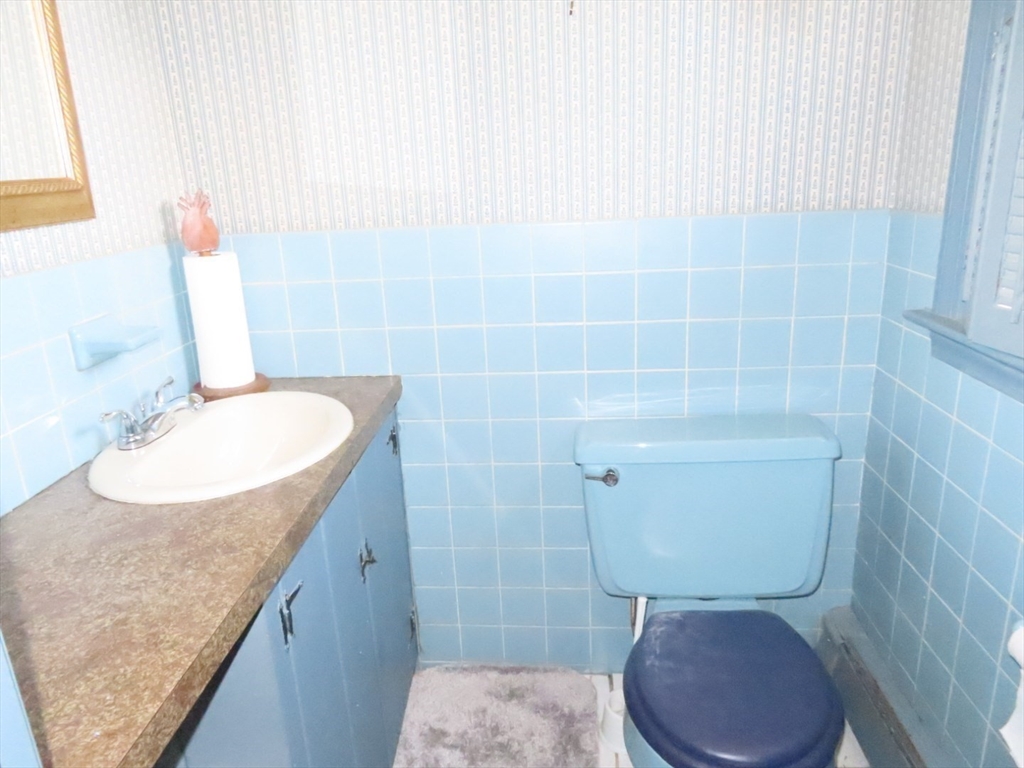 268 Main Street Property Photo 18