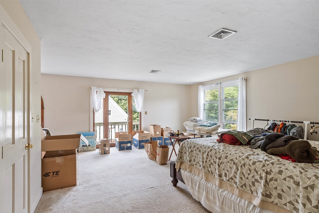 224 Main St Property Photo 30