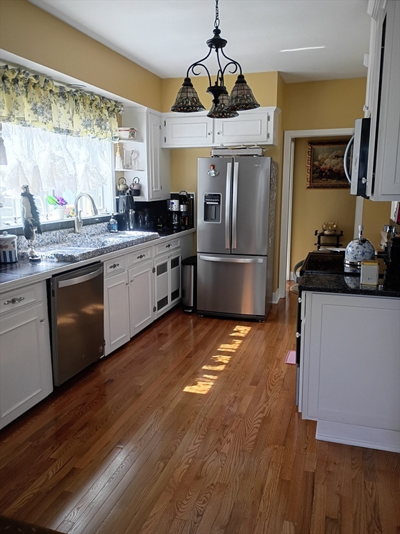 333 Langley St. Property Photo 13
