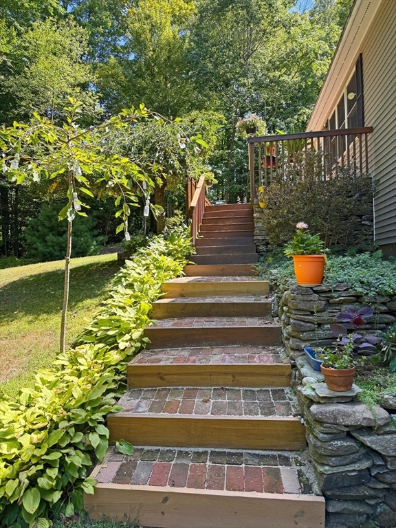 151 Mormon Hollow Road Property Photo 5