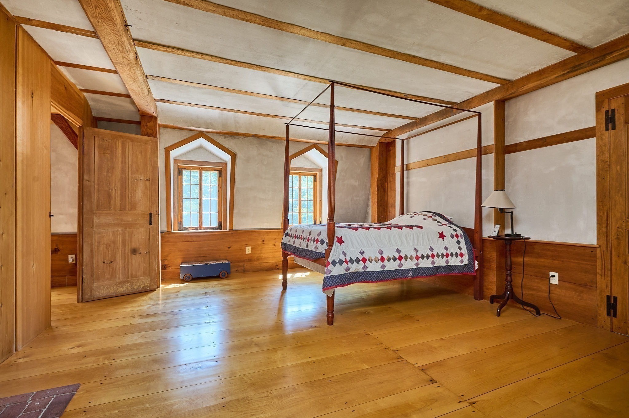 24 West Oxbow Road Property Photo 18