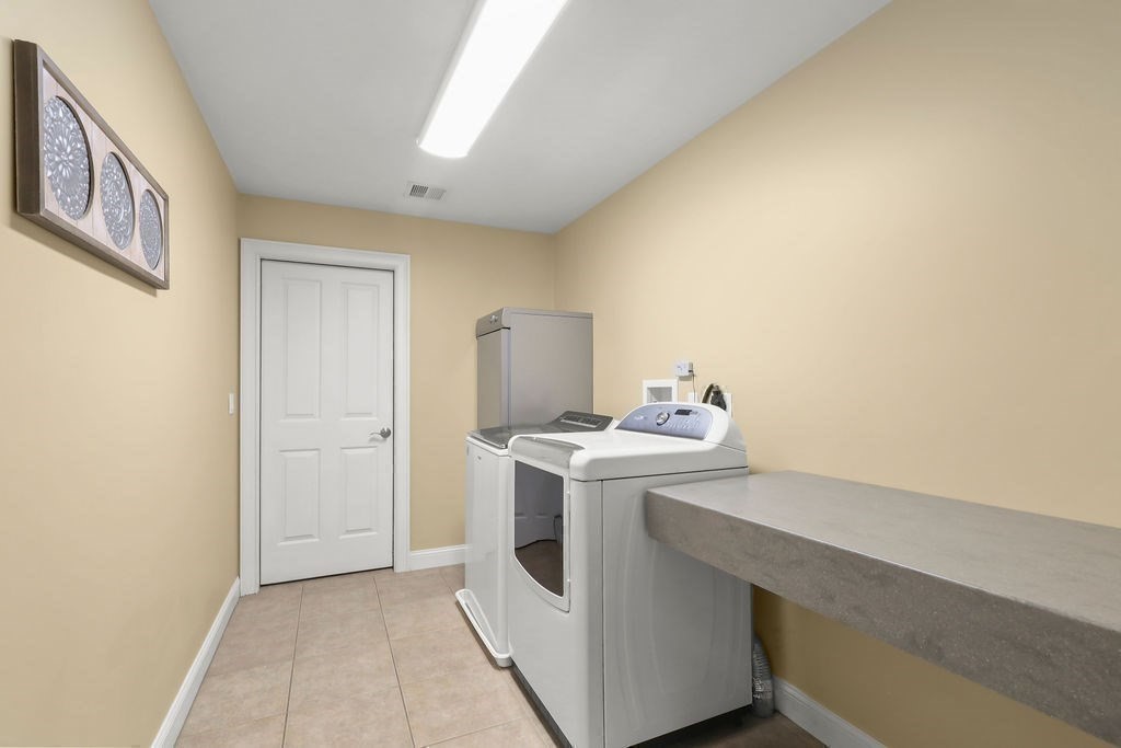 12 Houde Street Property Photo 28