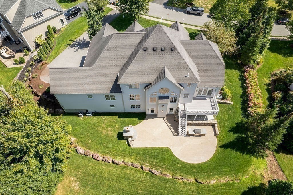 12 Houde Street Property Photo 33