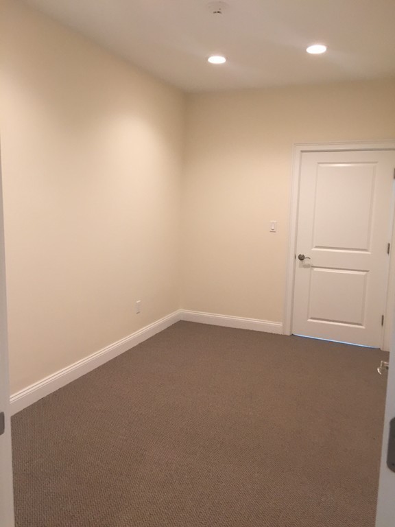 118 Pleasant Street Property Photo 7
