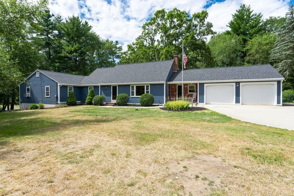 3 Knightland Property Photo 1