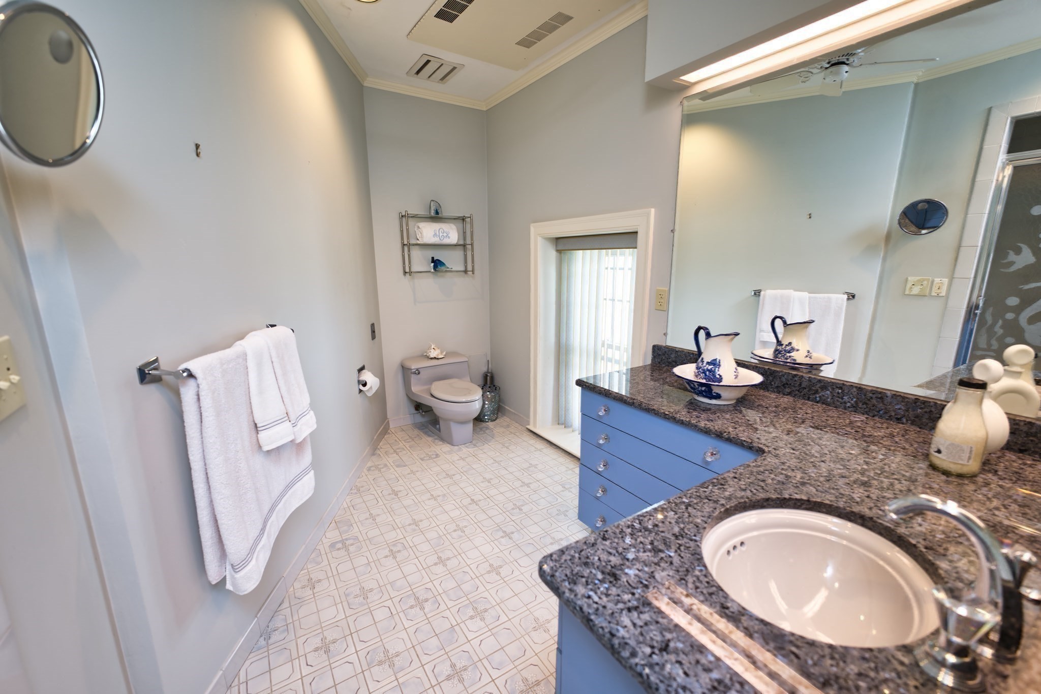 48 North Shore Drive # 8 Property Photo 26